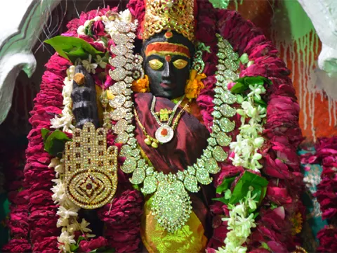 Vishalakshi Temple: A Shakti Peetha in Varanasi